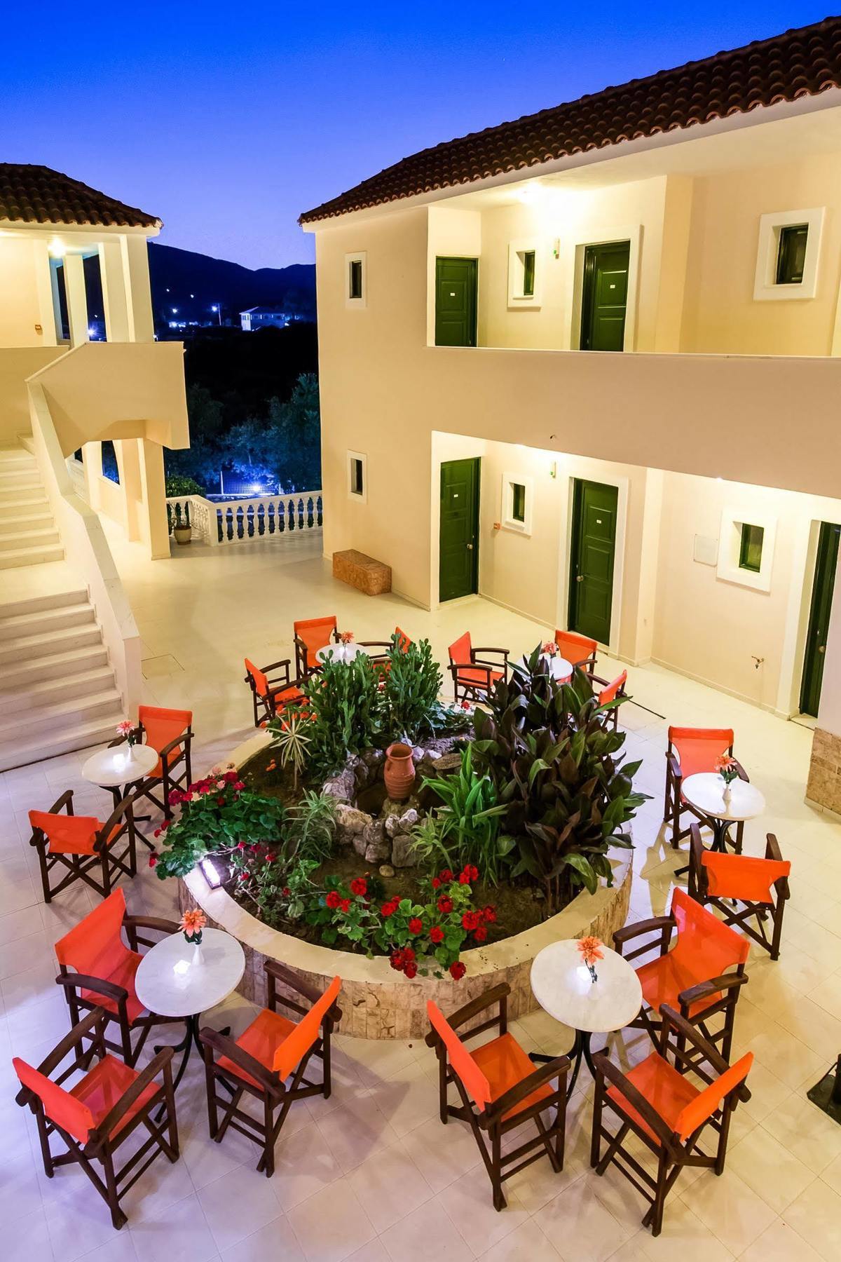 Bozikis Palace Hotel Agios Sostis  Dış mekan fotoğraf